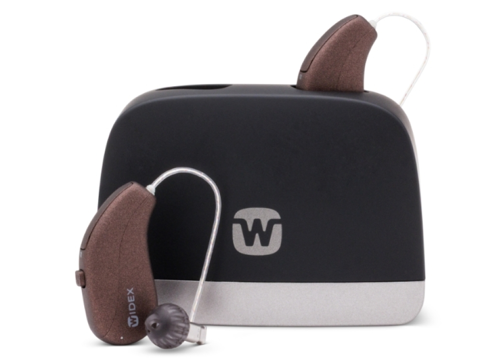 Widex Allure 440 in dark cherry in the standard charger