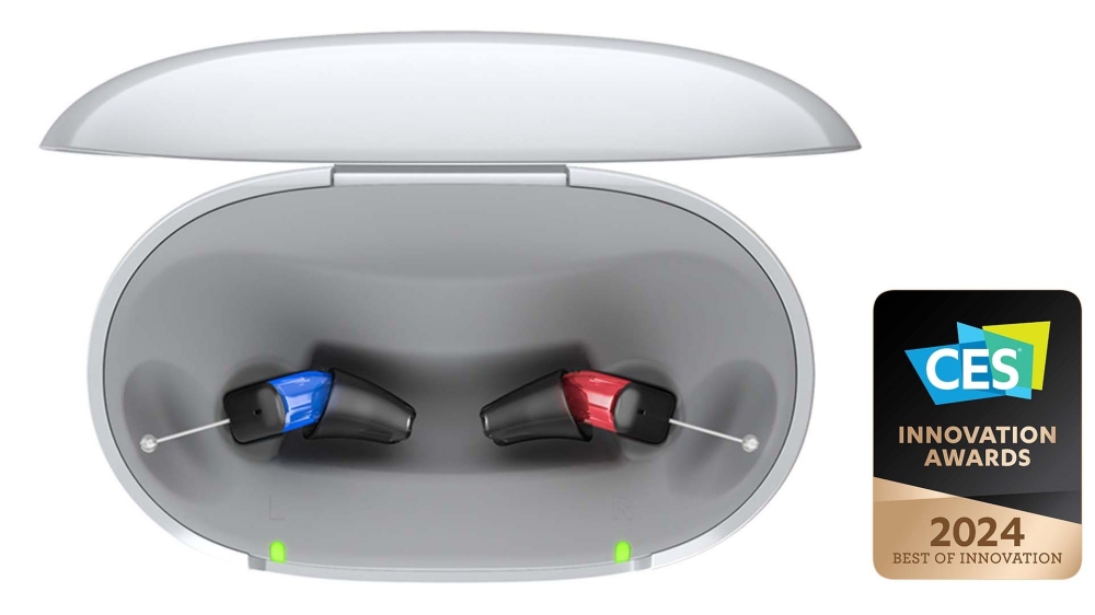 Pair of Signia Silk charge&go IX with charger and CES award